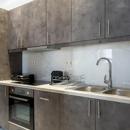Apartment In The Heart Of Koukaki Near Acropolis
